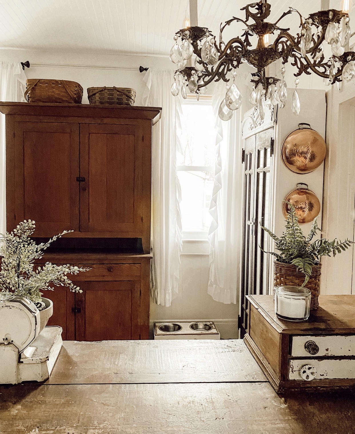 How to mix wood tones